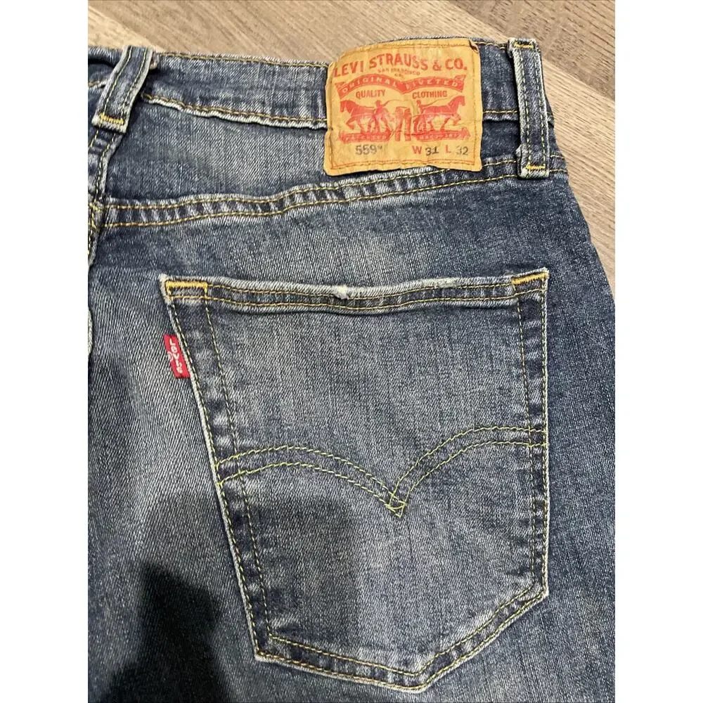 Levis 559 Jeans Mens 31x32 Blue Denim Cotton Faded Straight Workwear Adult